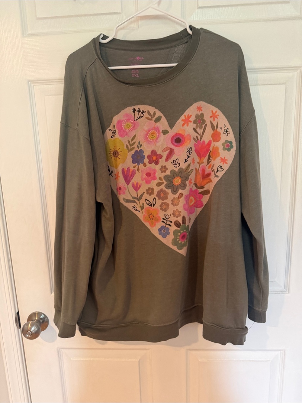 Women's Olive Green Floral Heart Pullover Sweater with pockets Natural Life